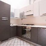 Apartamento Mansarda Colombo - Car Parking