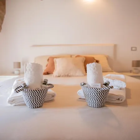 Apartment Mansarda Colombo - Car Parking Ferrara