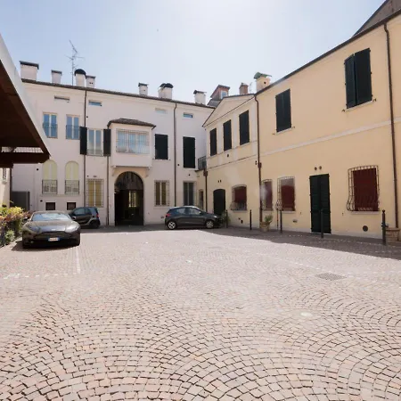 Apartment Mansarda Colombo - Car Parking *