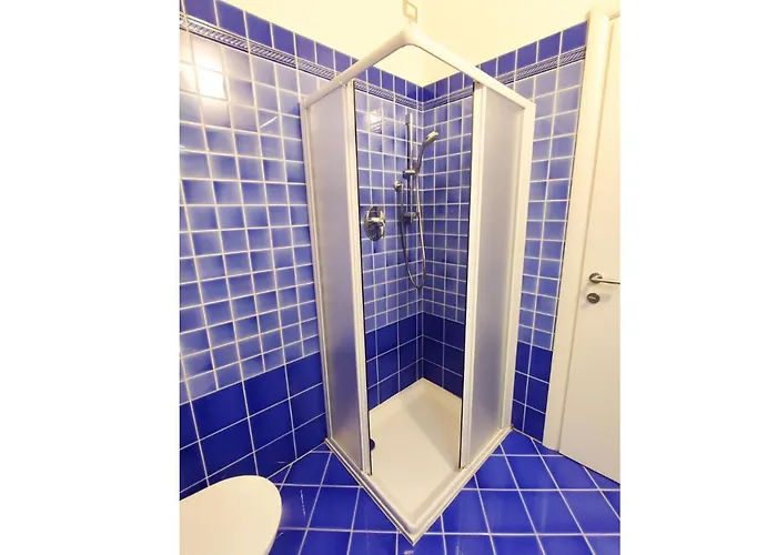 Appartamento Mansarda Colombo - Car Parking Ferrara